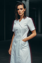 Carica l'immagine nel visualizzatore di Gallery, Camice Monastir bianco