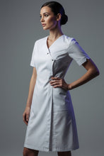 Carica l&#39;immagine nel visualizzatore di Gallery, Camice Monastir bianco
